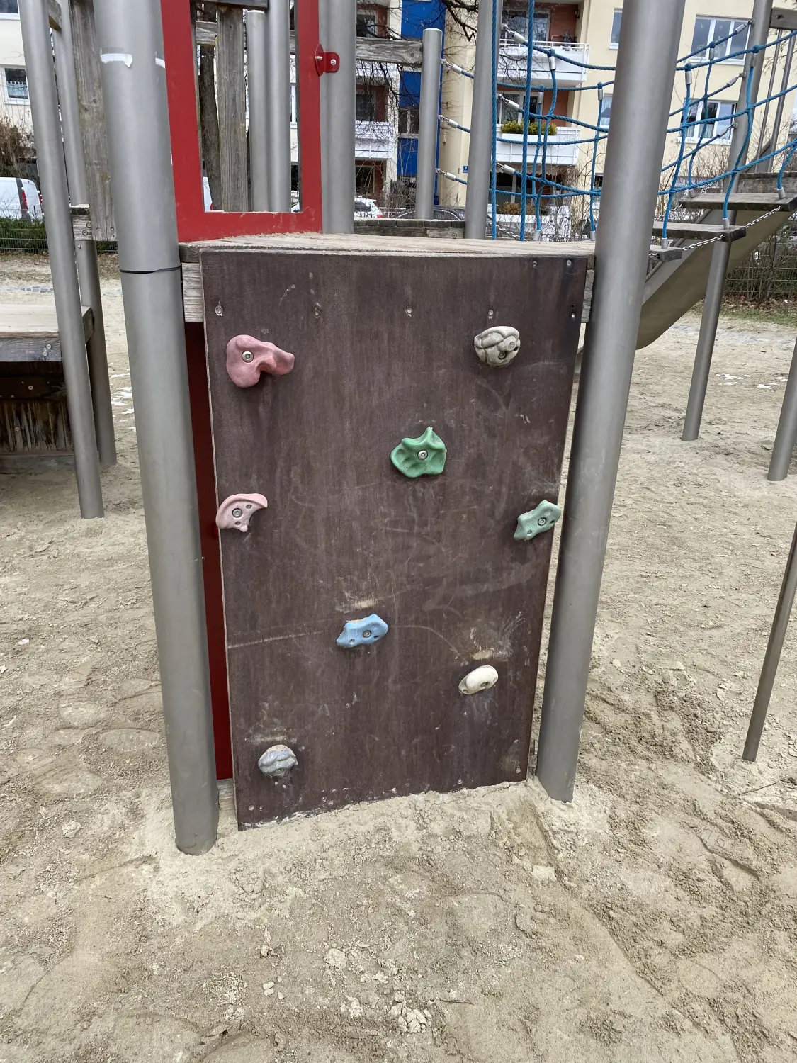 Bambino Spielplatzgeräte - Vor: Wartung von Spielplätzen